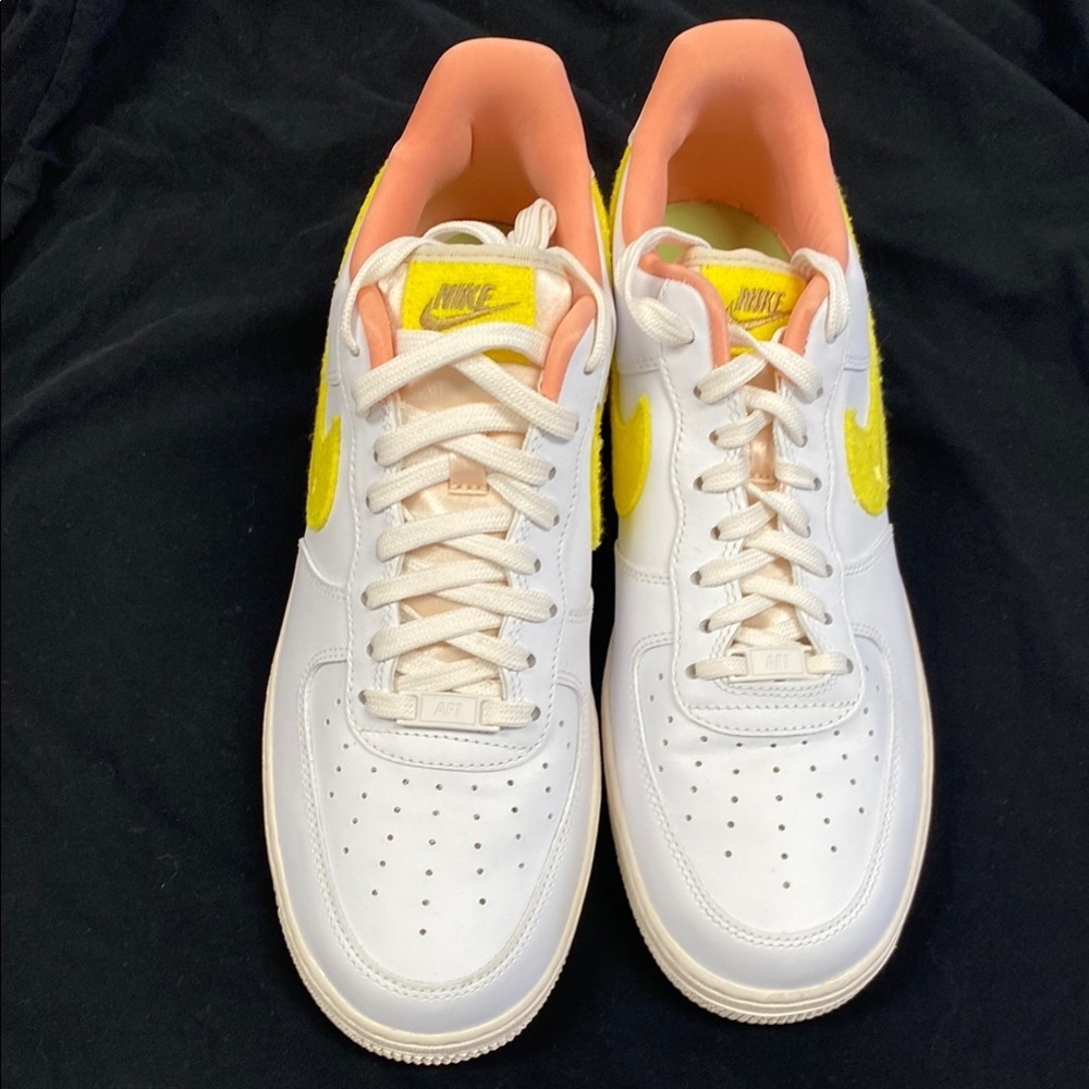 Nike Wmns Air Force 1 '07 LX 'Mama White and Yellow Sneakers with Peach Accents